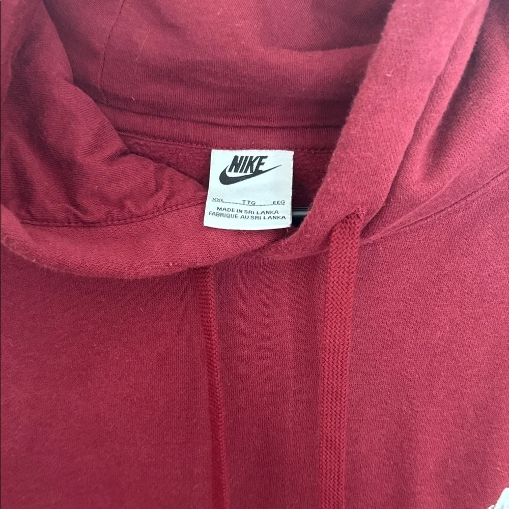 Nike Men's Maroon Hoodie